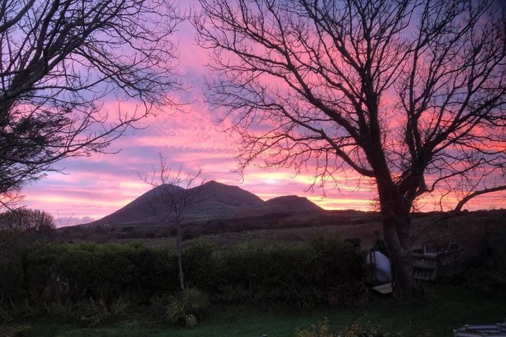 Willa An Nead Beag Only 2 Miles From Louisburgh Zewnętrze zdjęcie